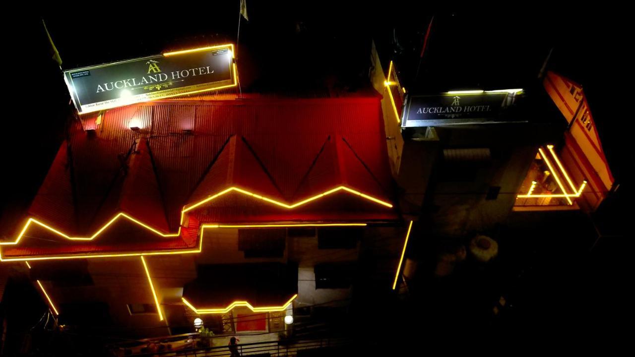 Auckland Hotel And Restaurant Near Mall Road Σίμλα Εξωτερικό φωτογραφία