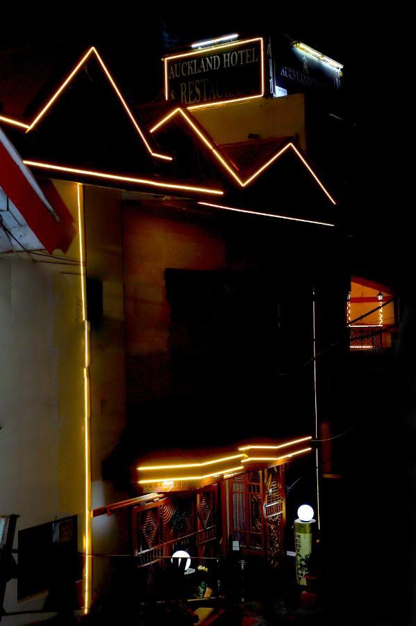 Auckland Hotel And Restaurant Near Mall Road Σίμλα Εξωτερικό φωτογραφία
